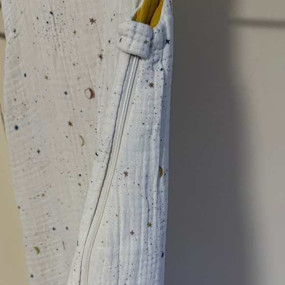 PEHR Brand White and Yellow Baby Sleep Sack 9-18mos - Picture 6 of 6